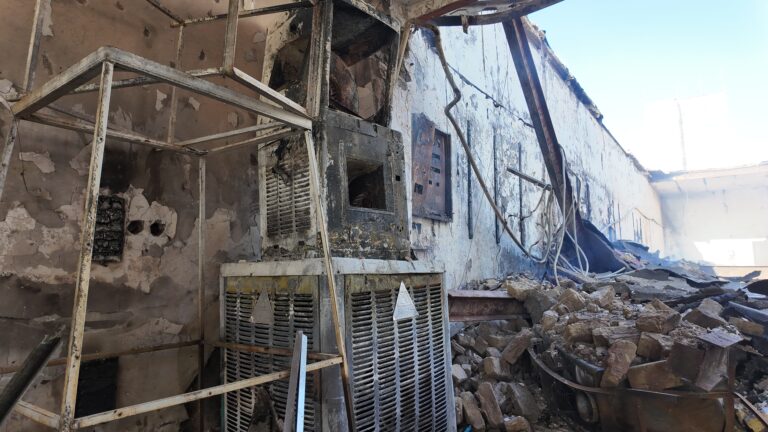 تخریب شعب آبشار عاطفه‌ها 