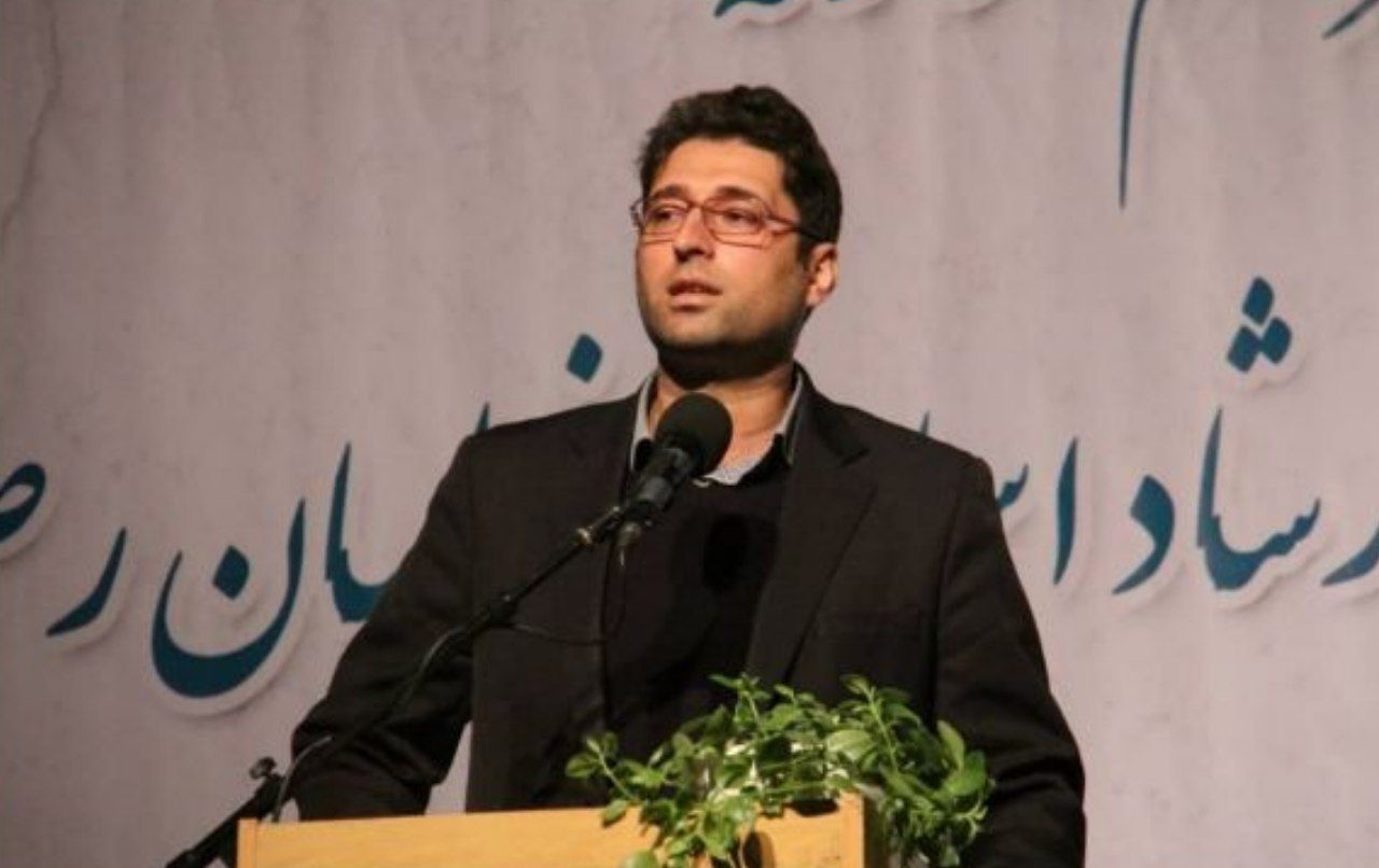 مدیر کل جدید فرهنگ و ارشاد اسلامی خراسان رضوی عنوان کرد: من متعهد به هنر پاک، ایرانی- اسلامی و خانواده محورم 