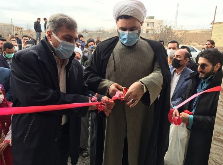 به همت گروه جهادی و شورای اسلامی؛ کتابخانه عمومی مشارکتی محمود رضاواعظی نسب تجهیز شد