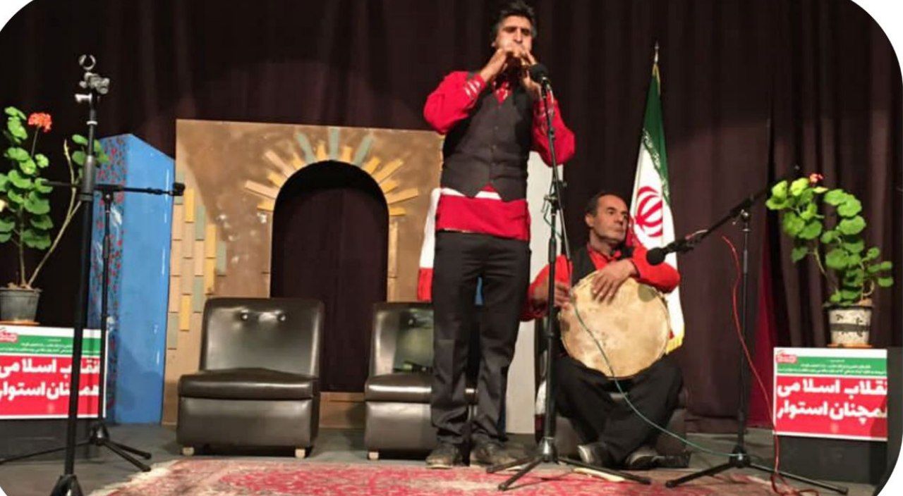 شبی با موسیقی آوای خنیاگران برگزار شد