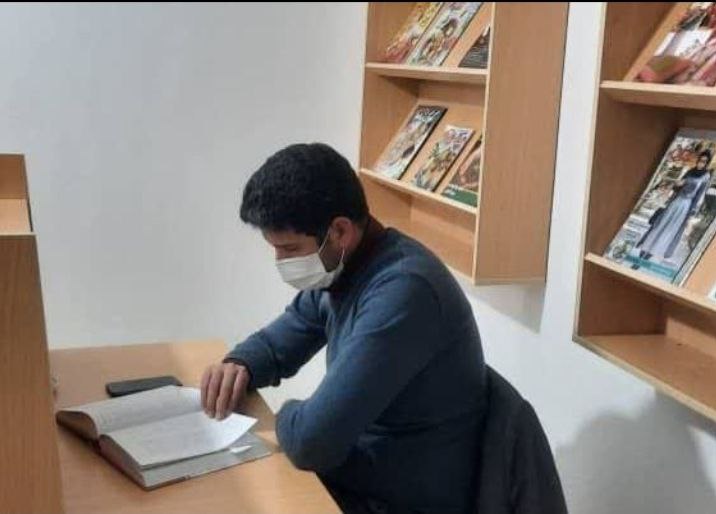 در راستای اعتلای فرهنگ کتابخوانی؛ بخشدار شادمهر مه ولات کتابدار افتخاری کتابخانه شادمهر شد