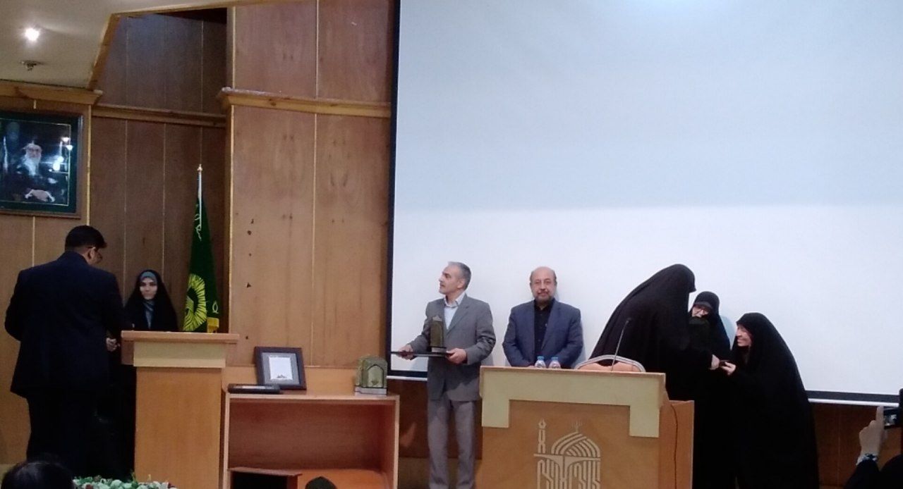 جشنواره هنرهای آوایی آیه برگزیدگان خود را شناخت 