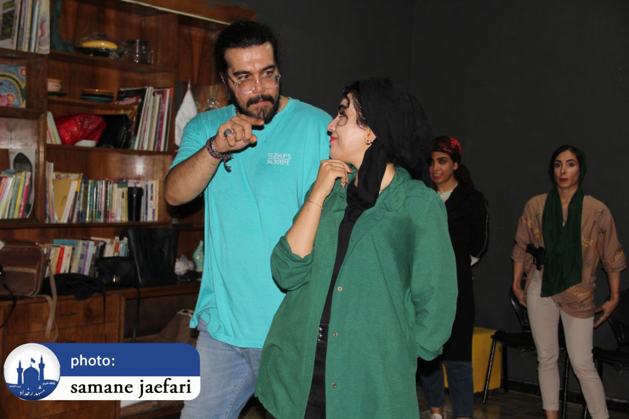 مهرماه؛ زنان شهر لیورپول روی صحنه می‌روند 