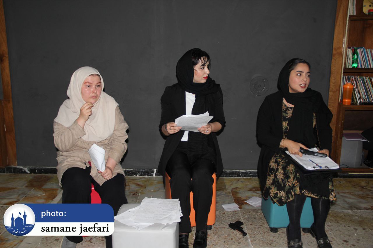 مهرماه؛ زنان شهر لیورپول روی صحنه می‌روند 