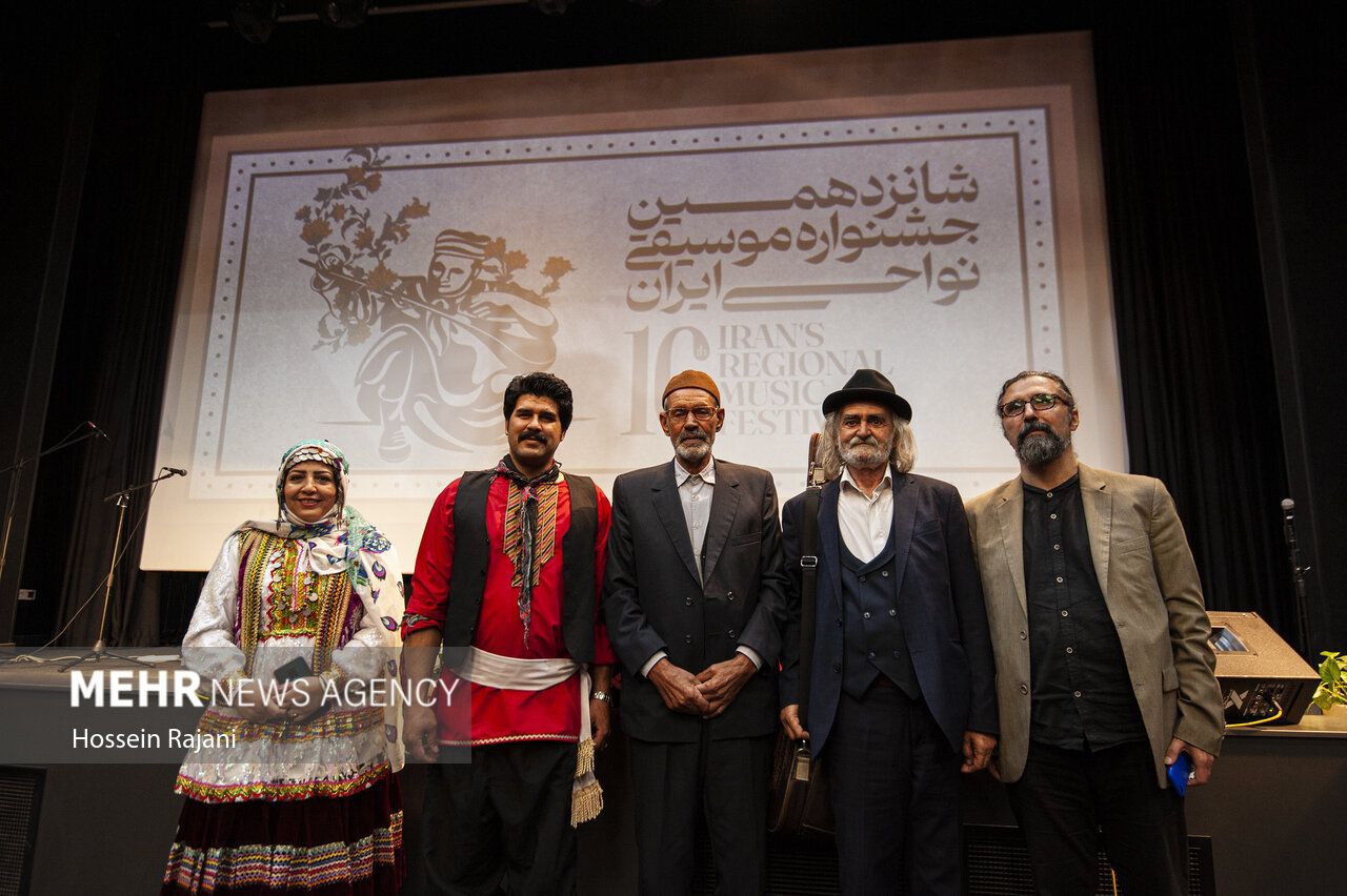 طنین نوای دوتار قوچان در جشنواره موسیقی نواحی ایران 