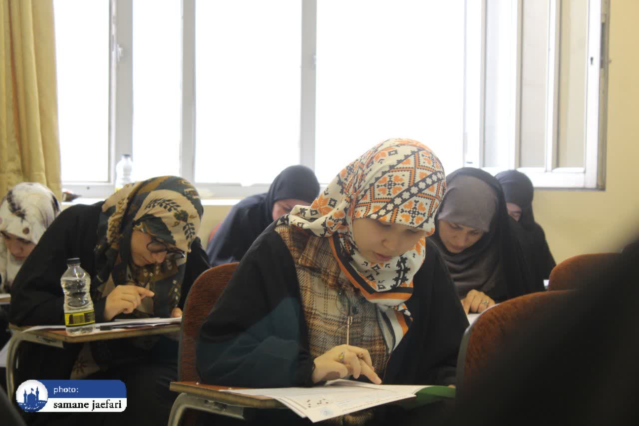 آزمون اعطای مدرک به حافظان قرآن 