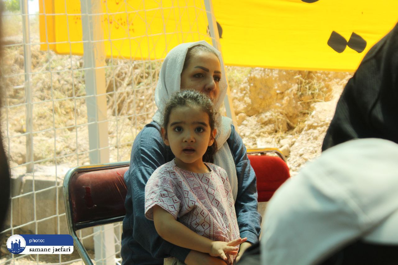 جشنواره توت شاندیز جشنواره توت شاندیز