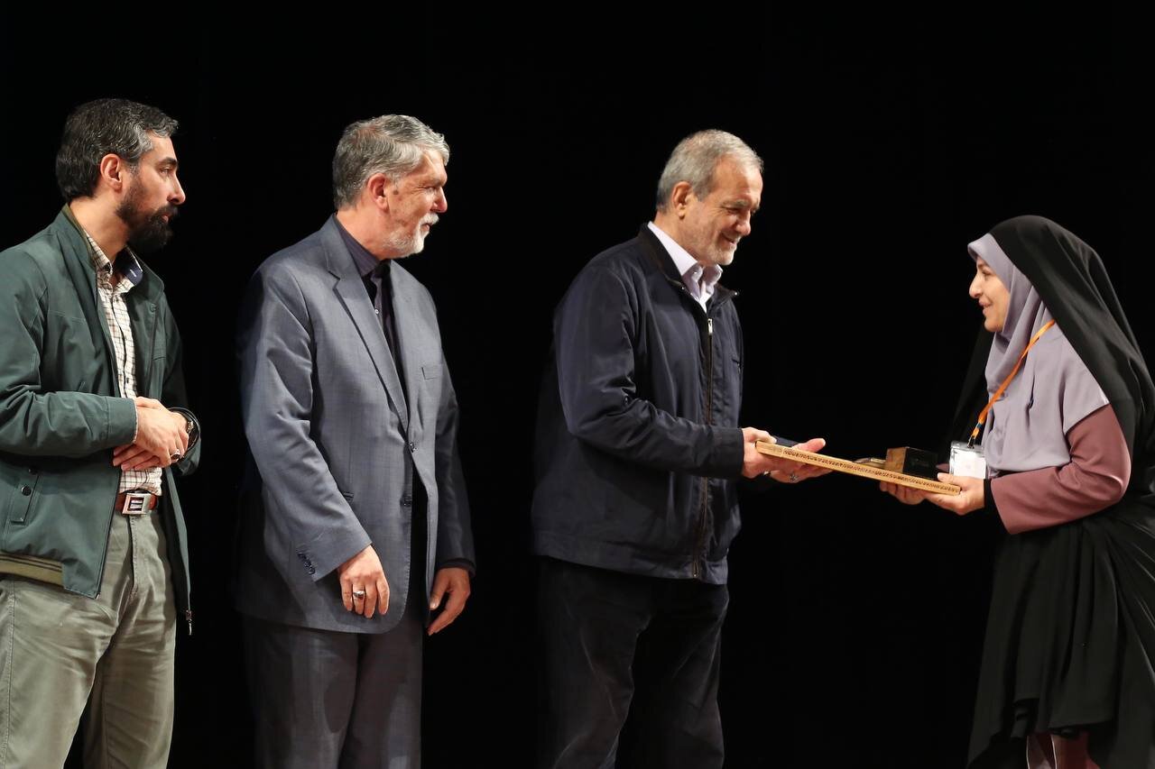 برگزیدگان عرصه کتاب و کتابخوانی خراسان رضوی معرفی شدند