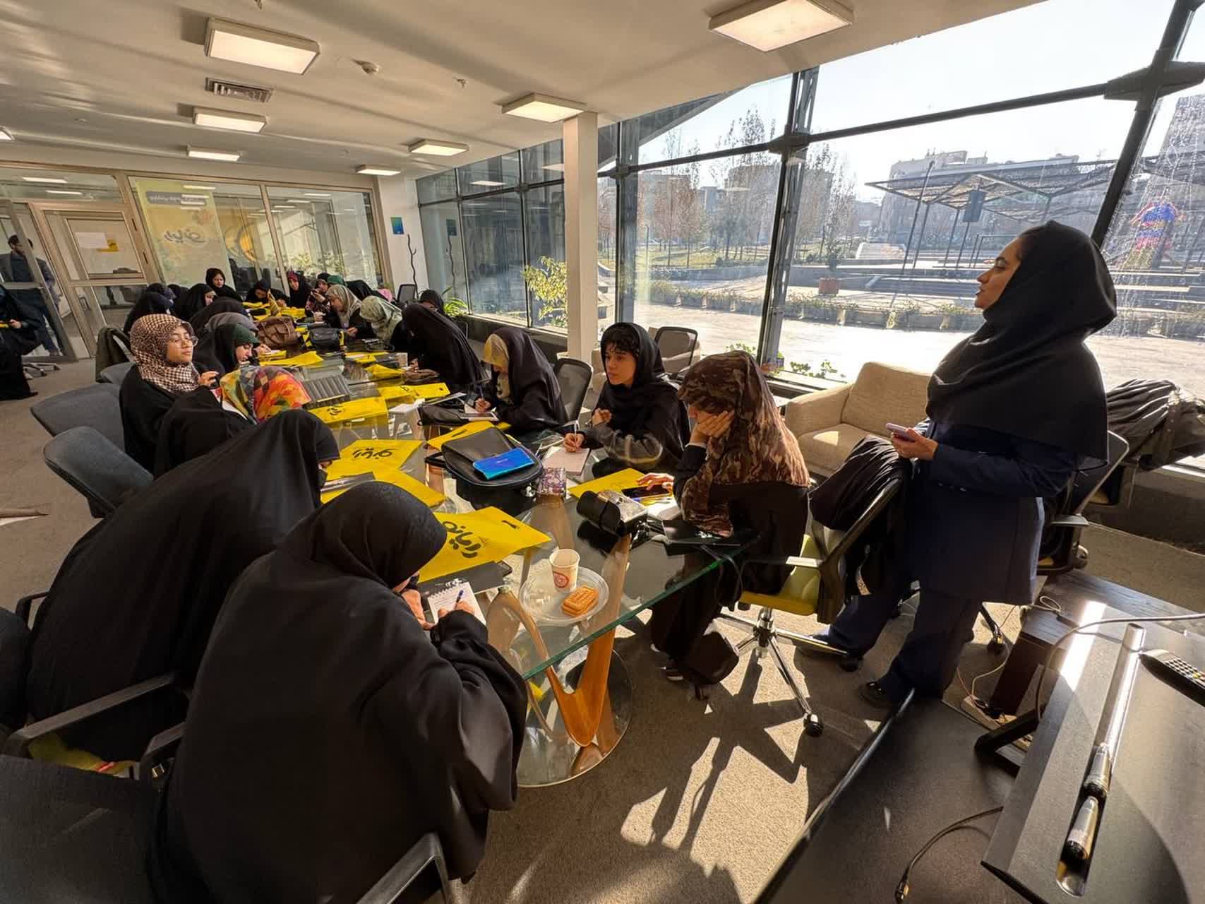 گردهمایی نوجوانان رسانه‌ای مشهد