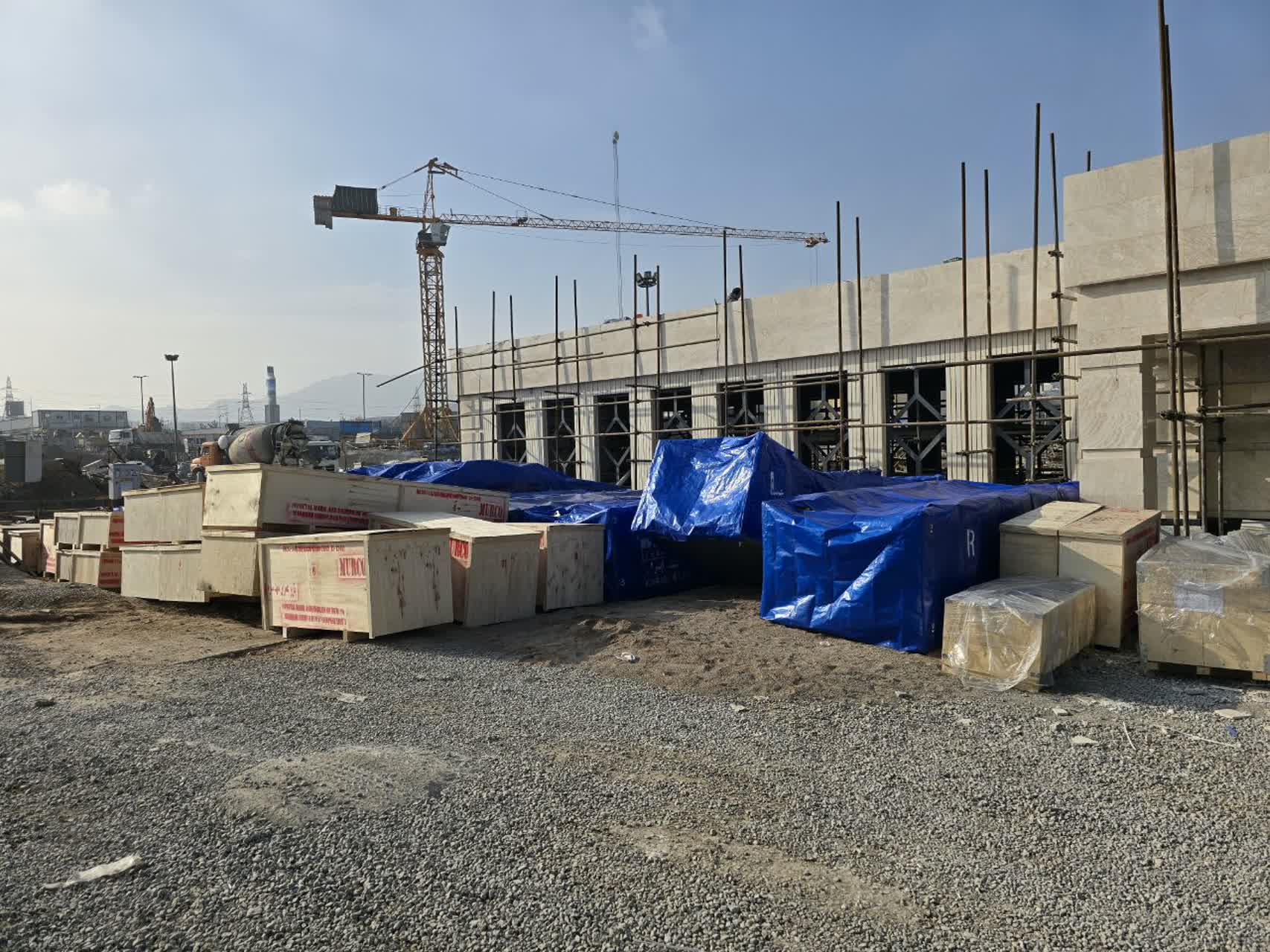 ورود پارت اول پله برقی های خط۳ قطار شهری