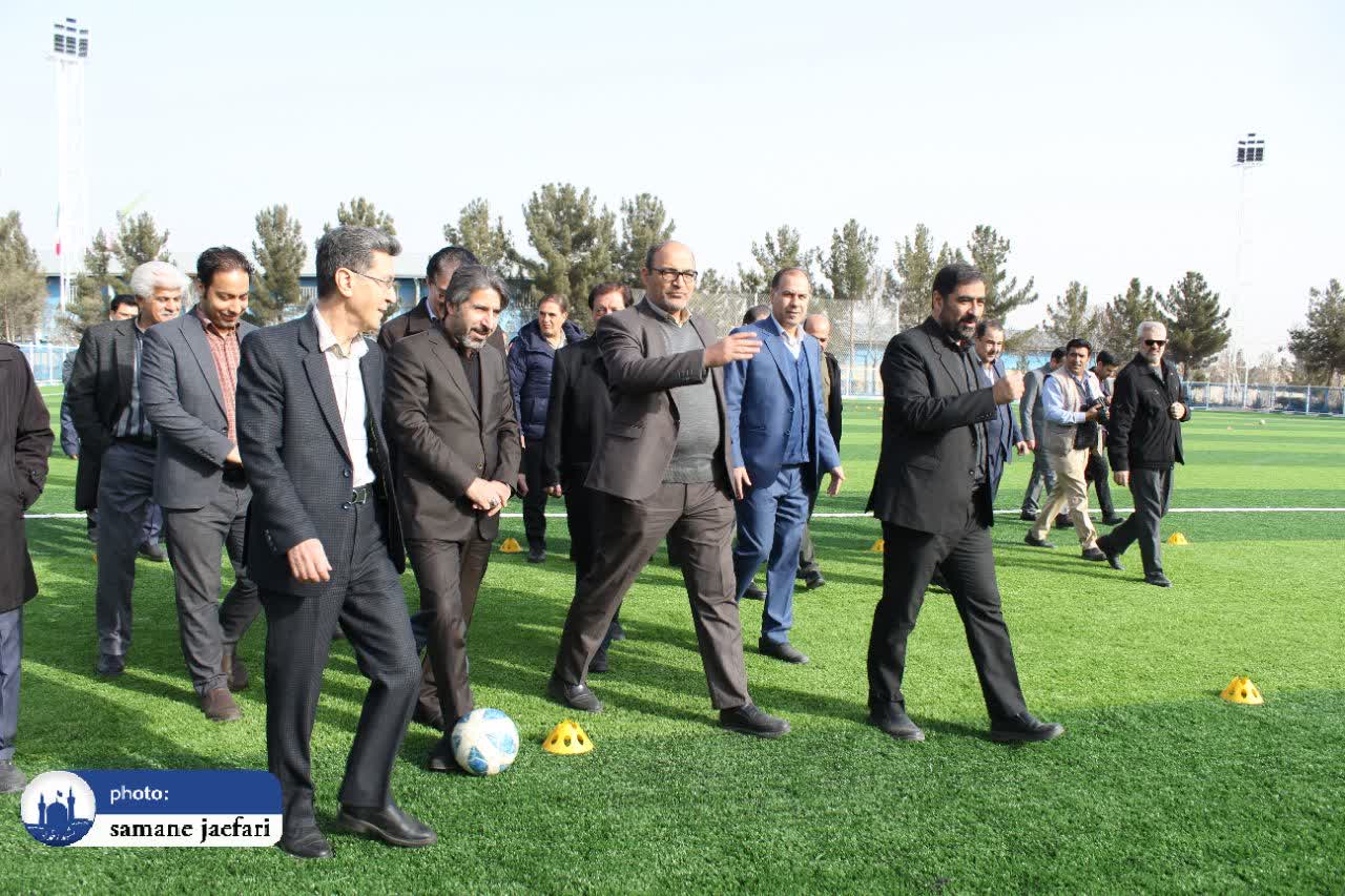 افتتاح زمین کارگری