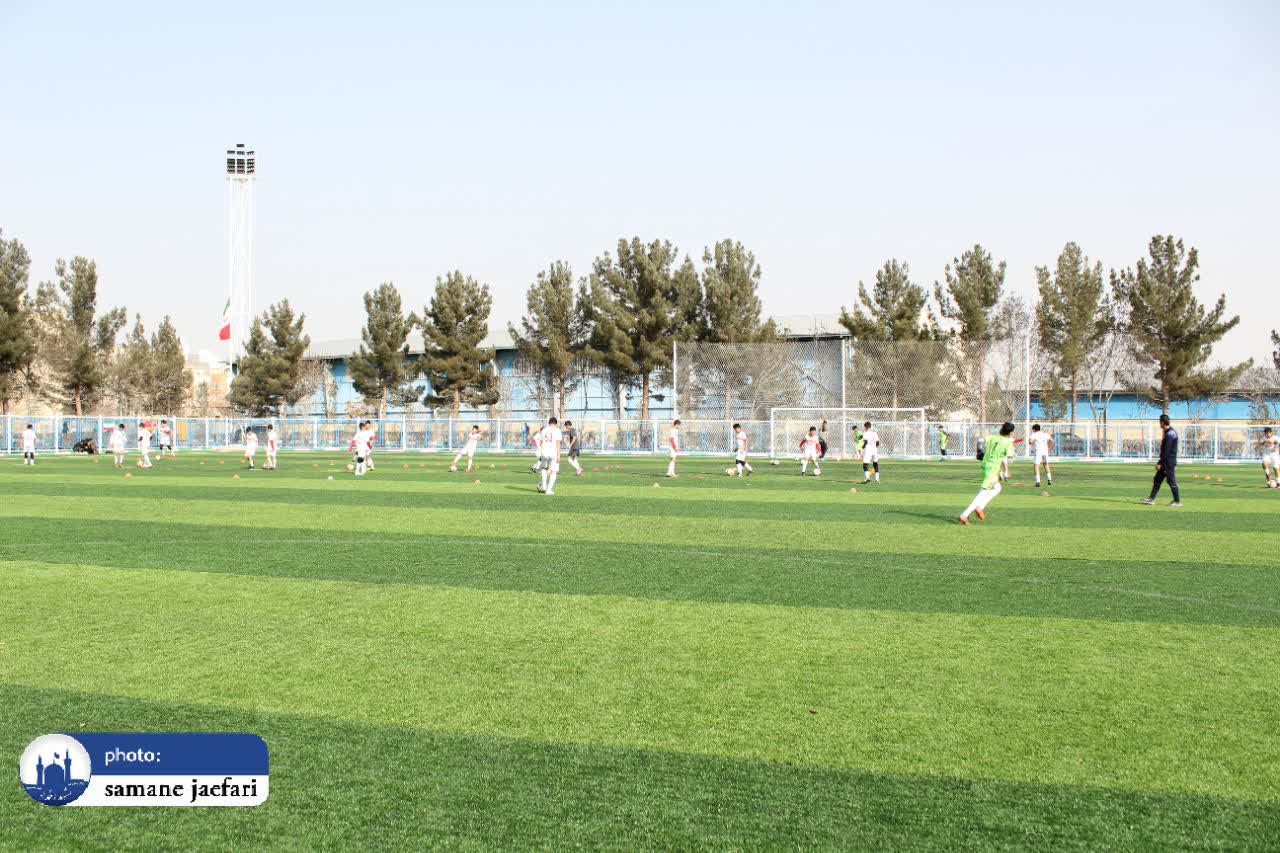 افتتاح زمین کارگری