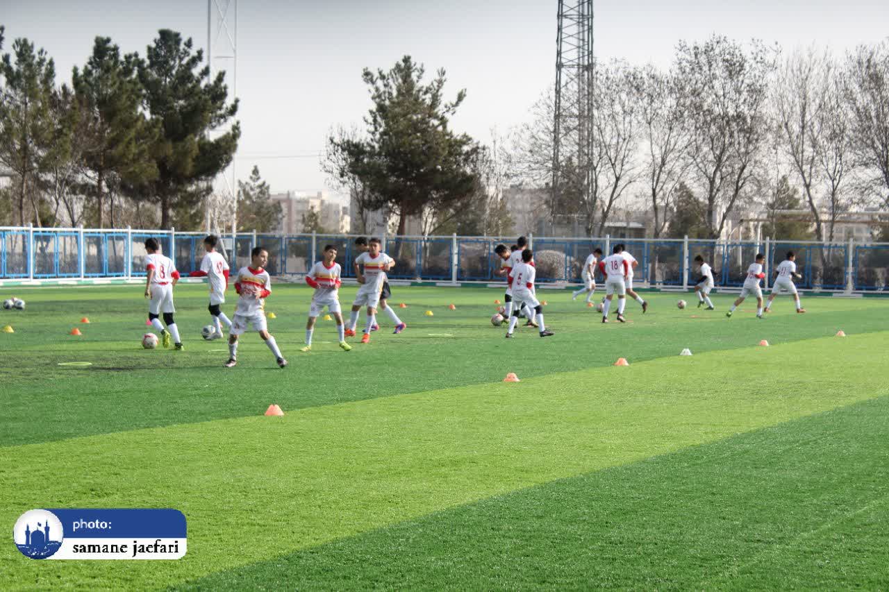 افتتاح زمین کارگری