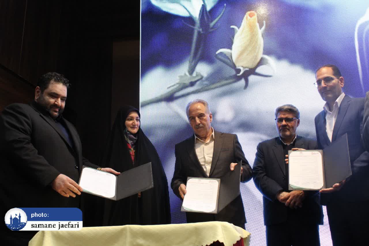 تابلو دست خدا 