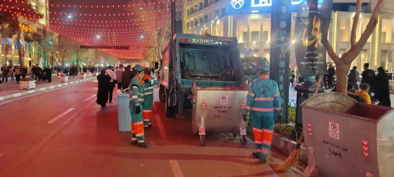 تولید روزانه ۸۷ تن زباله و فعالیت ۴۳۰ پاکبان در منطقه ثامن طی ایام نوروز