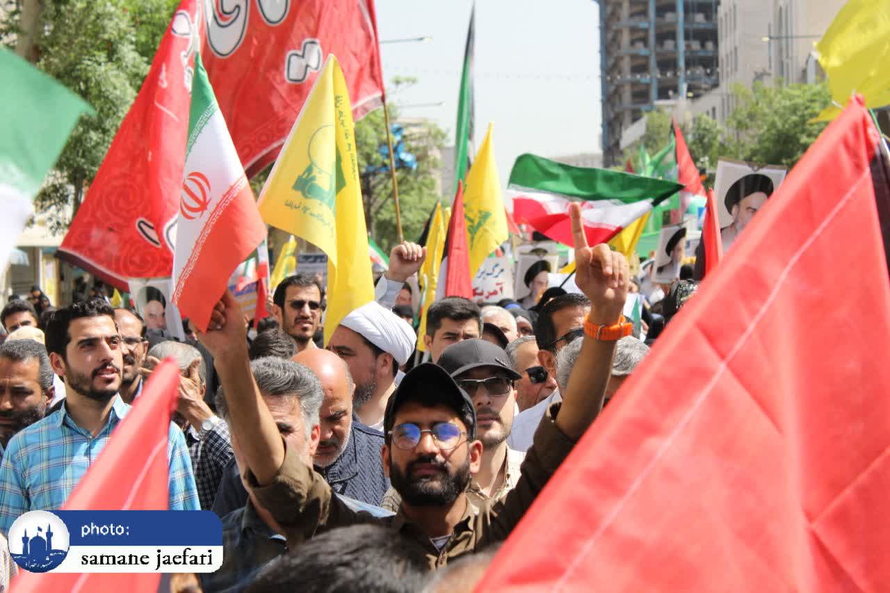 حضور مردم مشهد در راهپیمایی جمعه‌های خشم