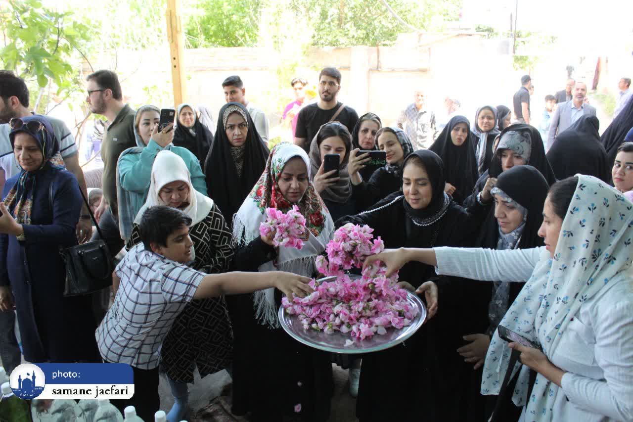 گلابگیری حکیم