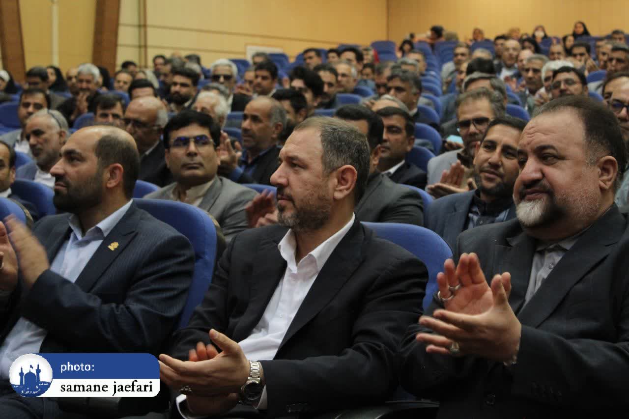 همایش شوراهای خراسان رضوی همایش شوراهای خراسان رضوی