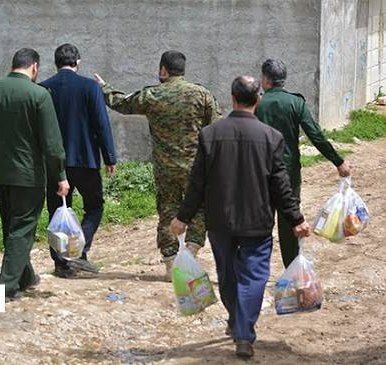 حضور قلب‌های گرم بسیجیان در سرمای طولانی‌ترین شب سال 