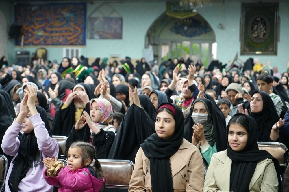 جشن مبعث آبشار عاطفه‌ها 