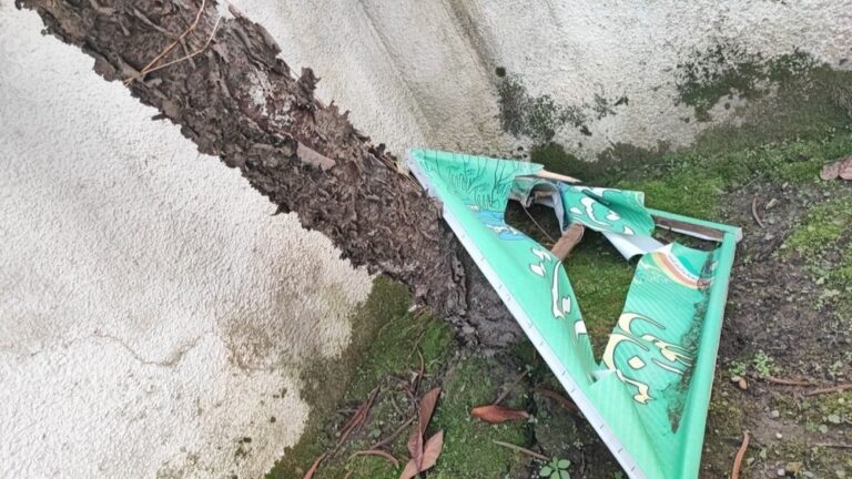 تخریب شعب آبشار عاطفه ها 