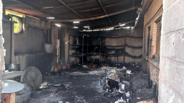 تخریب شعب آبشار عاطفه ها 