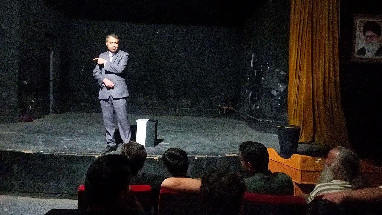 رئیس سازمان بسیج هنرمندان خراسان رضوی در فریمان: تحقق اهداف فرهنگی نیازمند هم‌افزایی دستگاهی و نگاه جهادی است